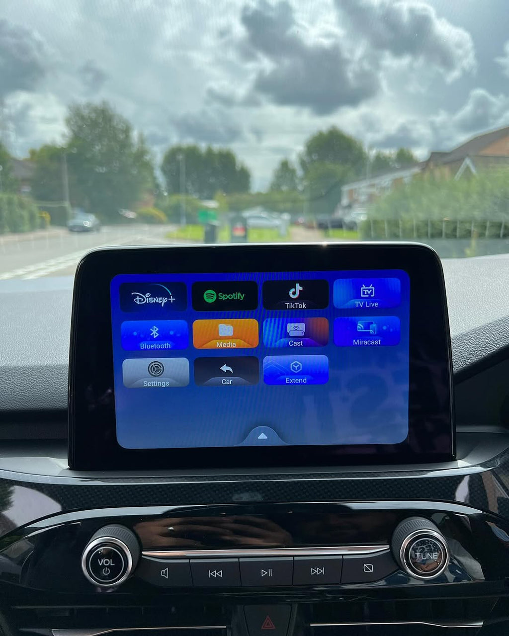Media Box For Ford , Custom Fit Android Touchscreen Infotainment Stereo
