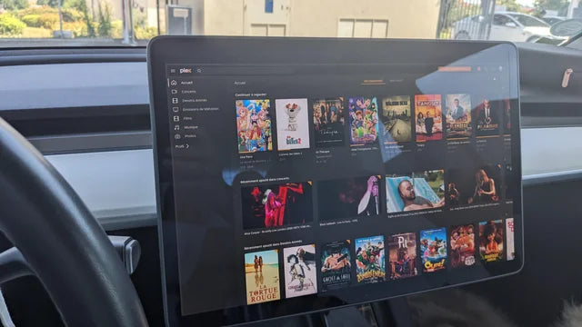 Media Box For Tesla , Carlinkit T2C Wireless CarPlay Adapter